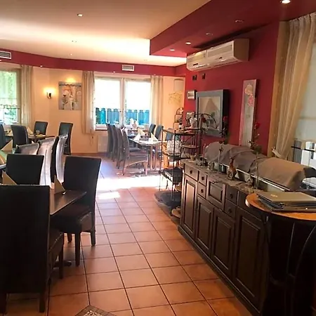 Mylos Hotel *